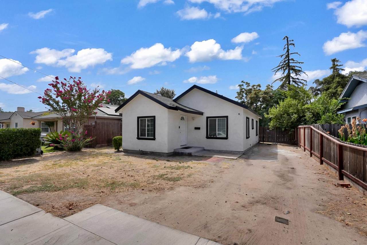 1694 Elm Avenue - Photo 1