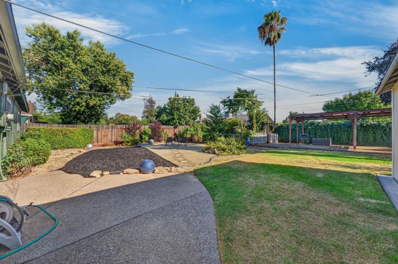 3708 Merrily Way - Photo 1