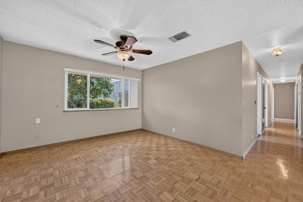 https://bt-photos.global.ssl.fastly.net/sacramento/1280_boomver_1_561215712-2.jpg