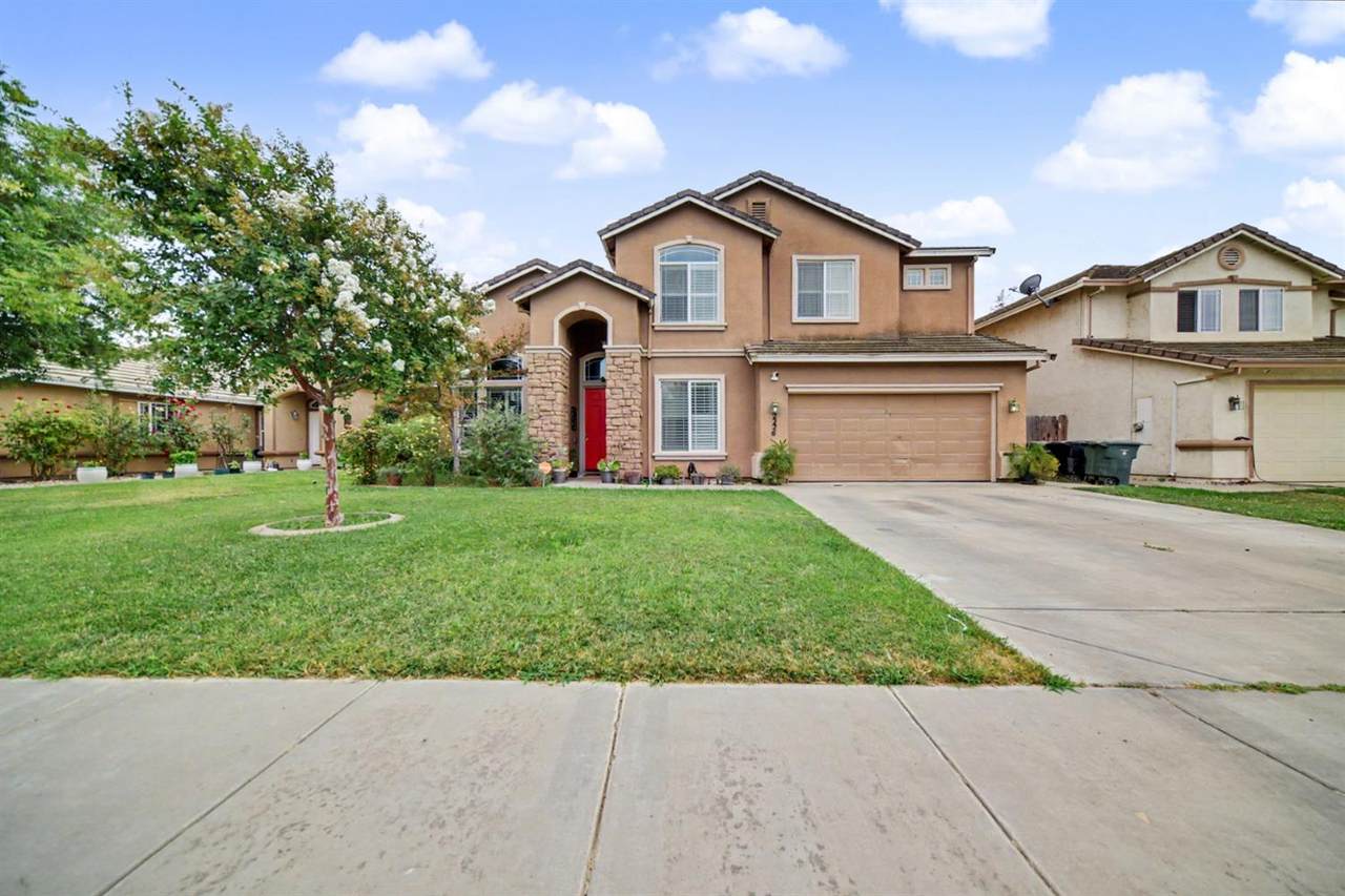 2226 Ryanlee Drive - Photo 1