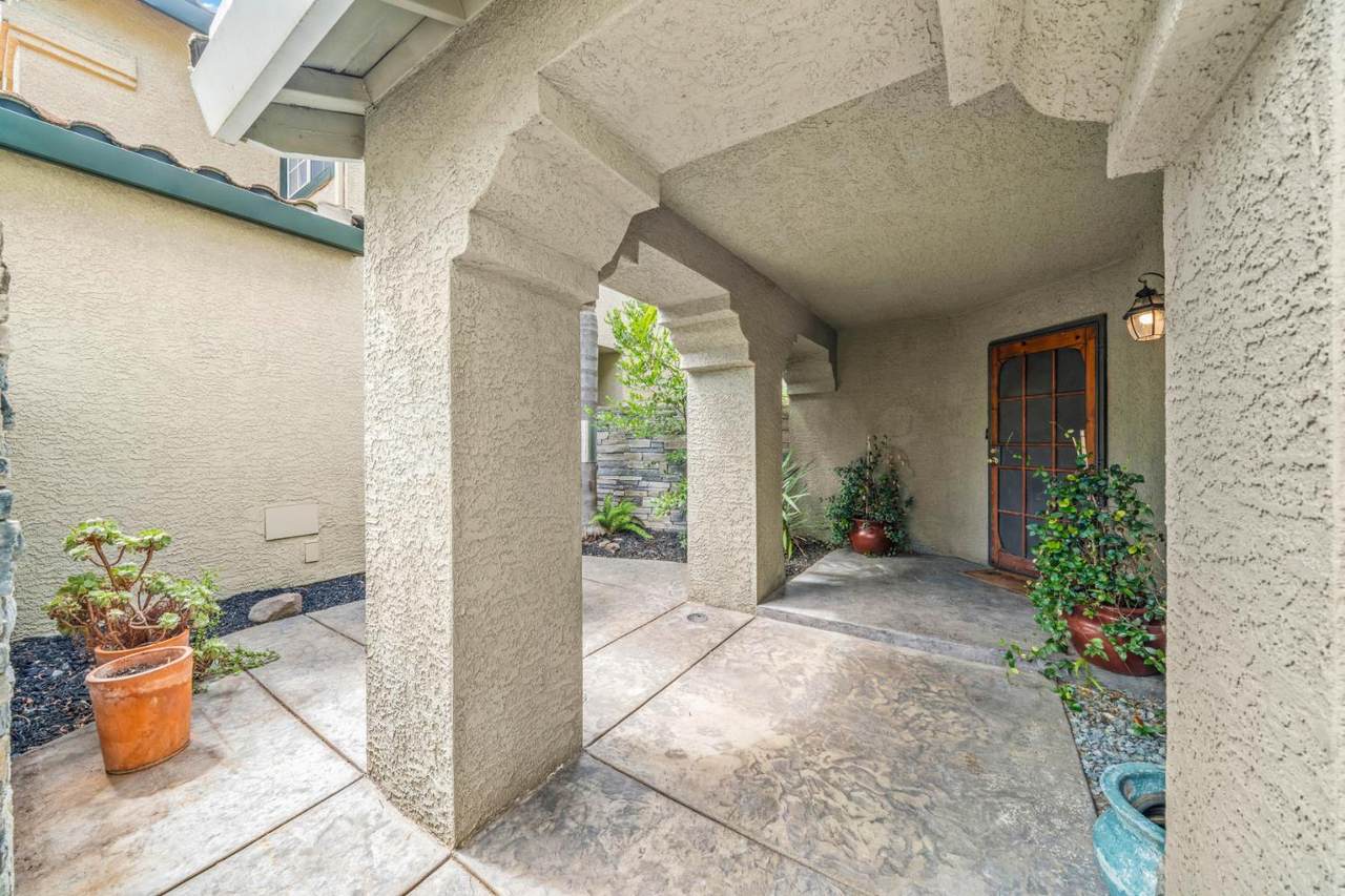https://bt-photos.global.ssl.fastly.net/sacramento/1280_boomver_1_561216004-2.jpg