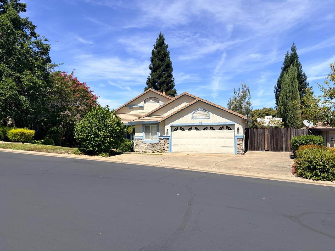 https://bt-photos.global.ssl.fastly.net/sacramento/1280_boomver_1_561216278-2.jpg