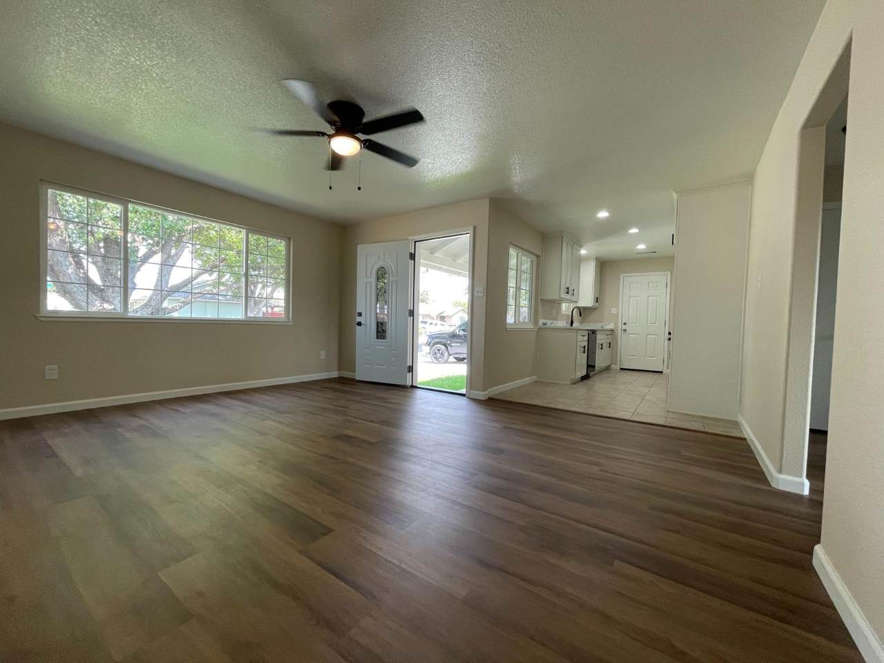 https://bt-photos.global.ssl.fastly.net/sacramento/1280_boomver_1_561216286-2.jpg