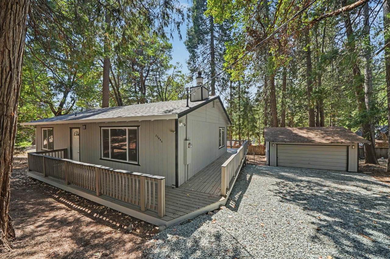 27094 Barton Road - Photo 1