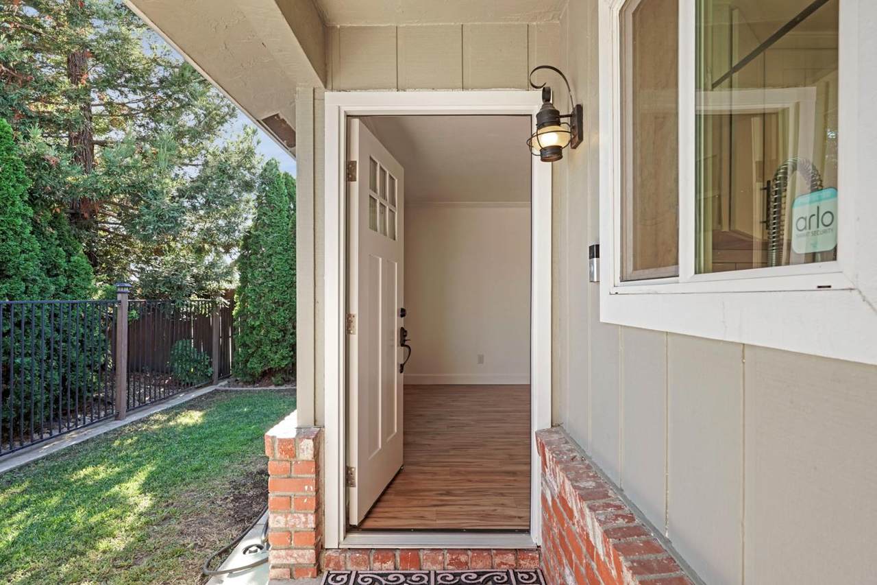 https://bt-photos.global.ssl.fastly.net/sacramento/1280_boomver_1_561216653-2.jpg