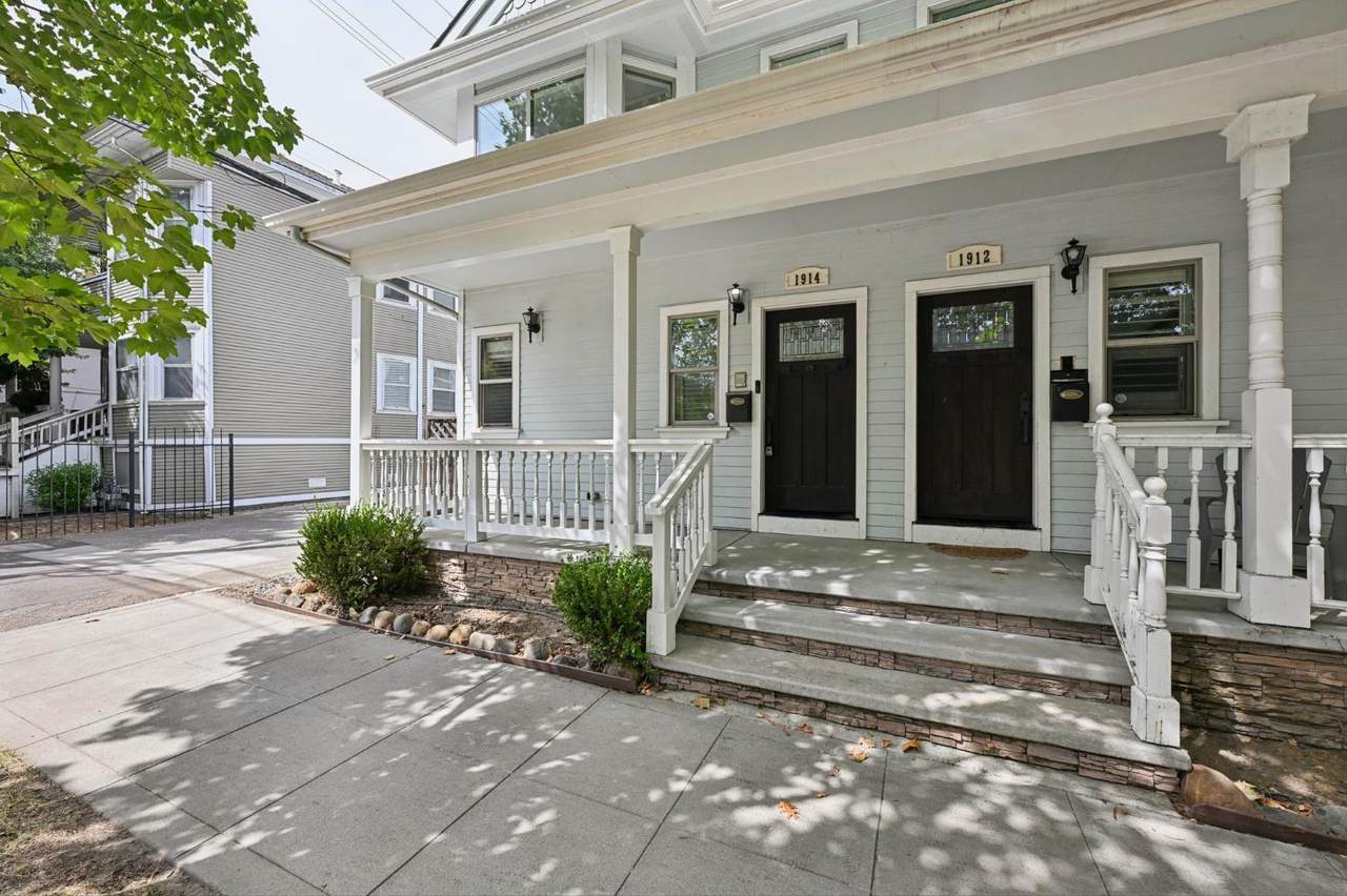 1914 6th Street - Photo 1