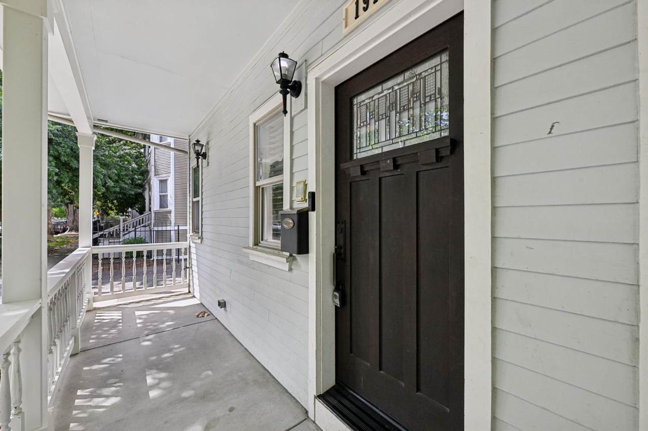 https://bt-photos.global.ssl.fastly.net/sacramento/1280_boomver_1_561216775-2.jpg