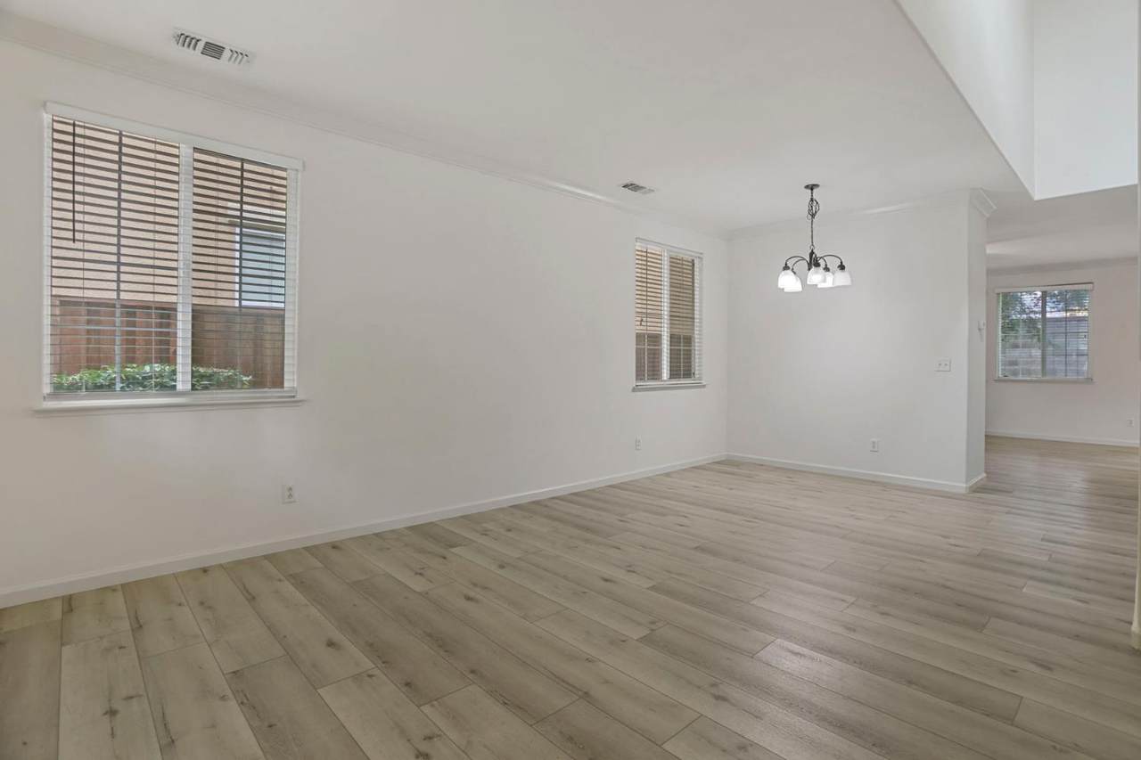 https://bt-photos.global.ssl.fastly.net/sacramento/1280_boomver_1_561216778-2.jpg