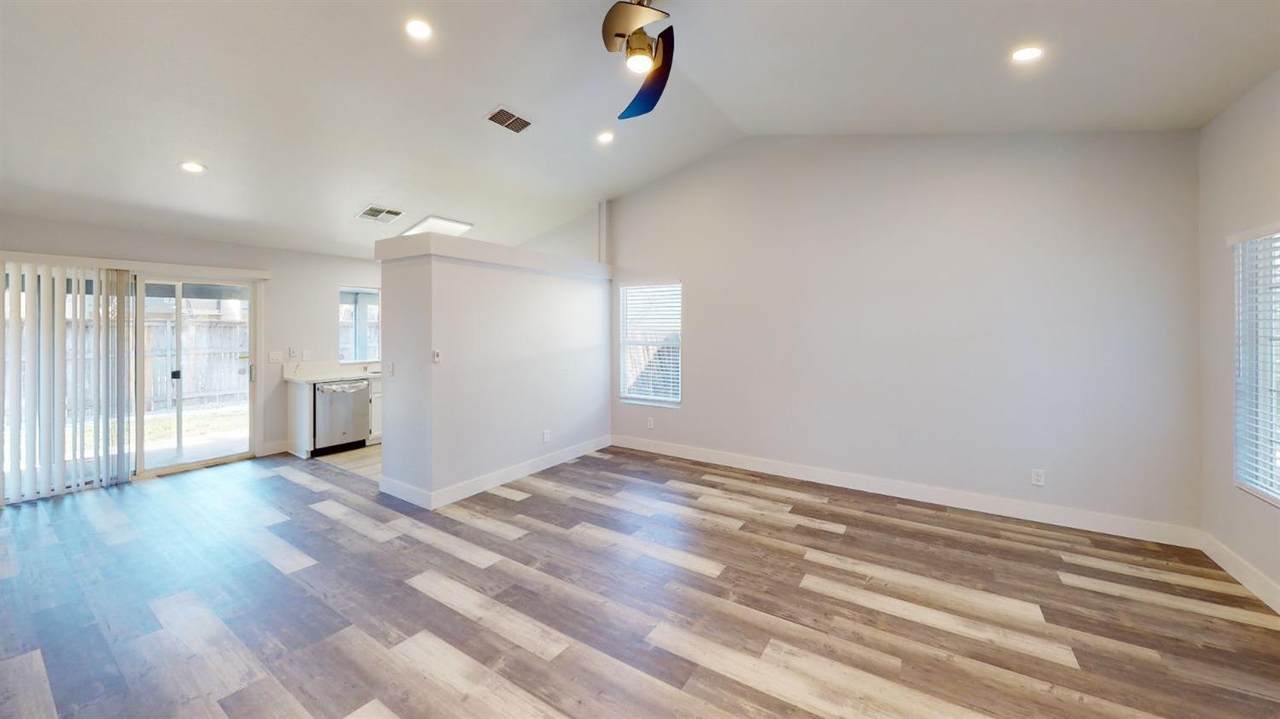 https://bt-photos.global.ssl.fastly.net/sacramento/1280_boomver_1_561216790-2.jpg