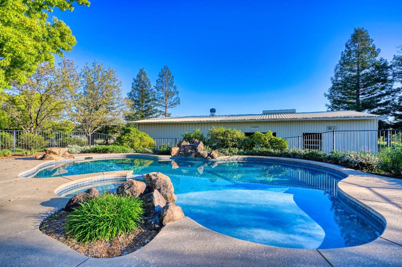 https://bt-photos.global.ssl.fastly.net/sacramento/1280_boomver_1_561216880-2.jpg