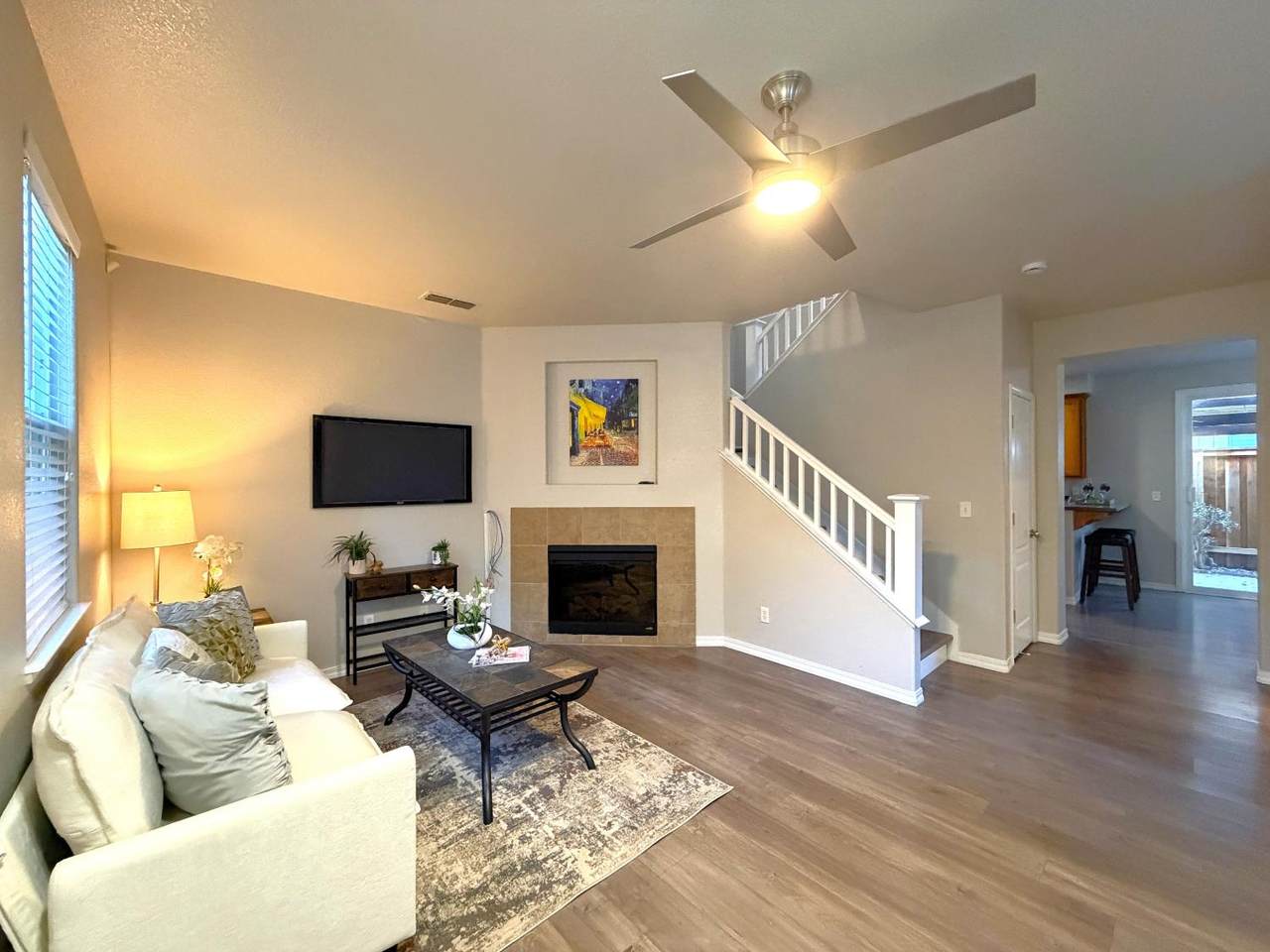 https://bt-photos.global.ssl.fastly.net/sacramento/1280_boomver_1_561216926-2.jpg