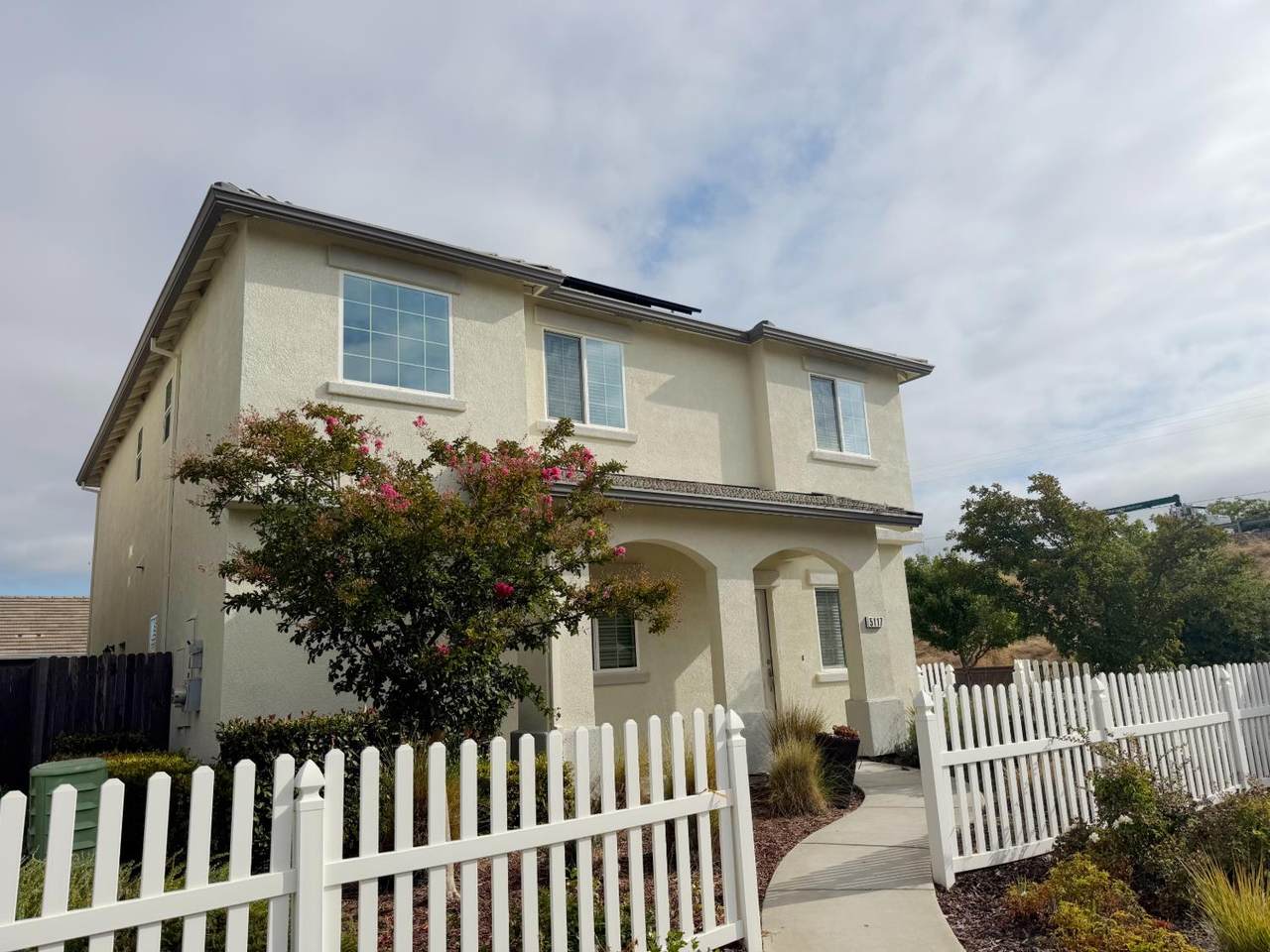 5117 Fiona Walk - Photo 1