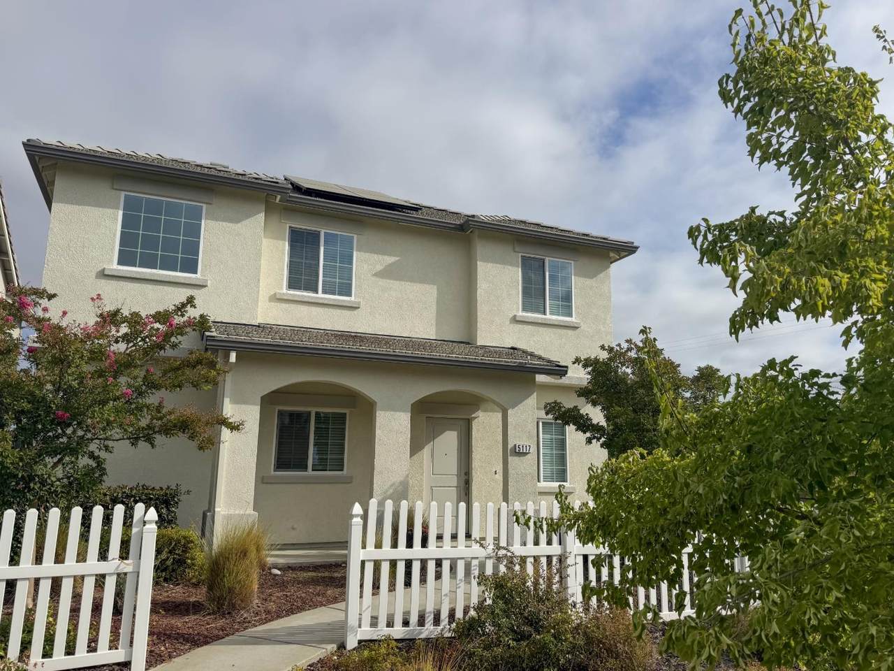 https://bt-photos.global.ssl.fastly.net/sacramento/1280_boomver_1_561216967-2.jpg