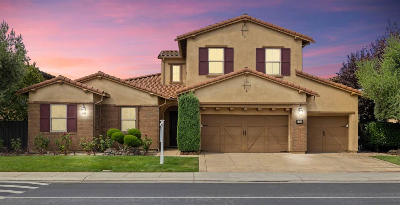 1211 Como Drive - Photo 1