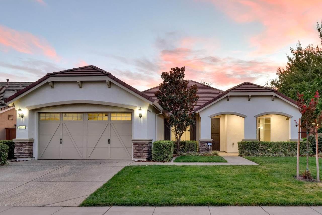 9817 Westminster Way - Photo 1