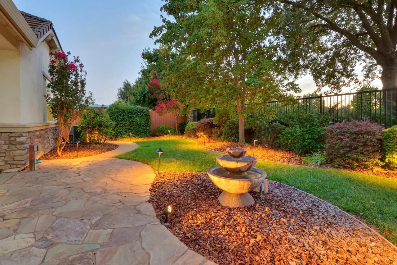 https://bt-photos.global.ssl.fastly.net/sacramento/1280_boomver_1_561217069-2.jpg