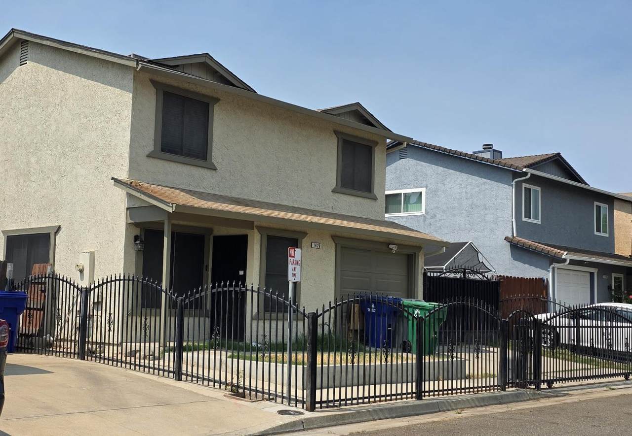 1428 Vine Circle - Photo 1