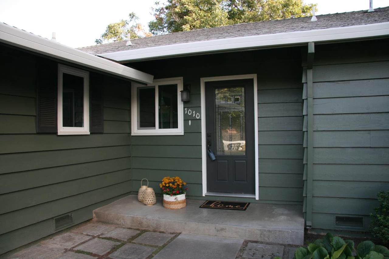 https://bt-photos.global.ssl.fastly.net/sacramento/1280_boomver_2_561217232-2.jpg