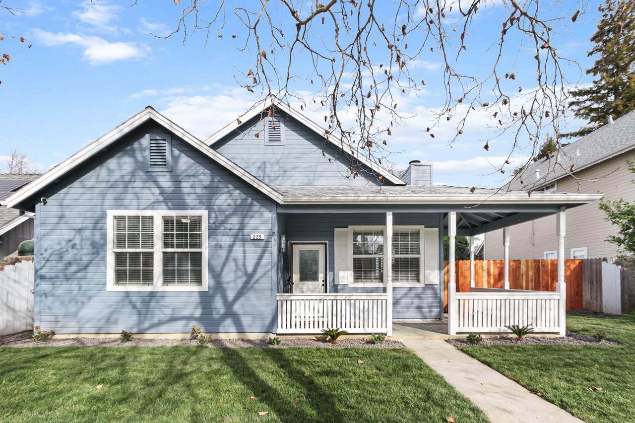 225 Creekside Way - Photo 1