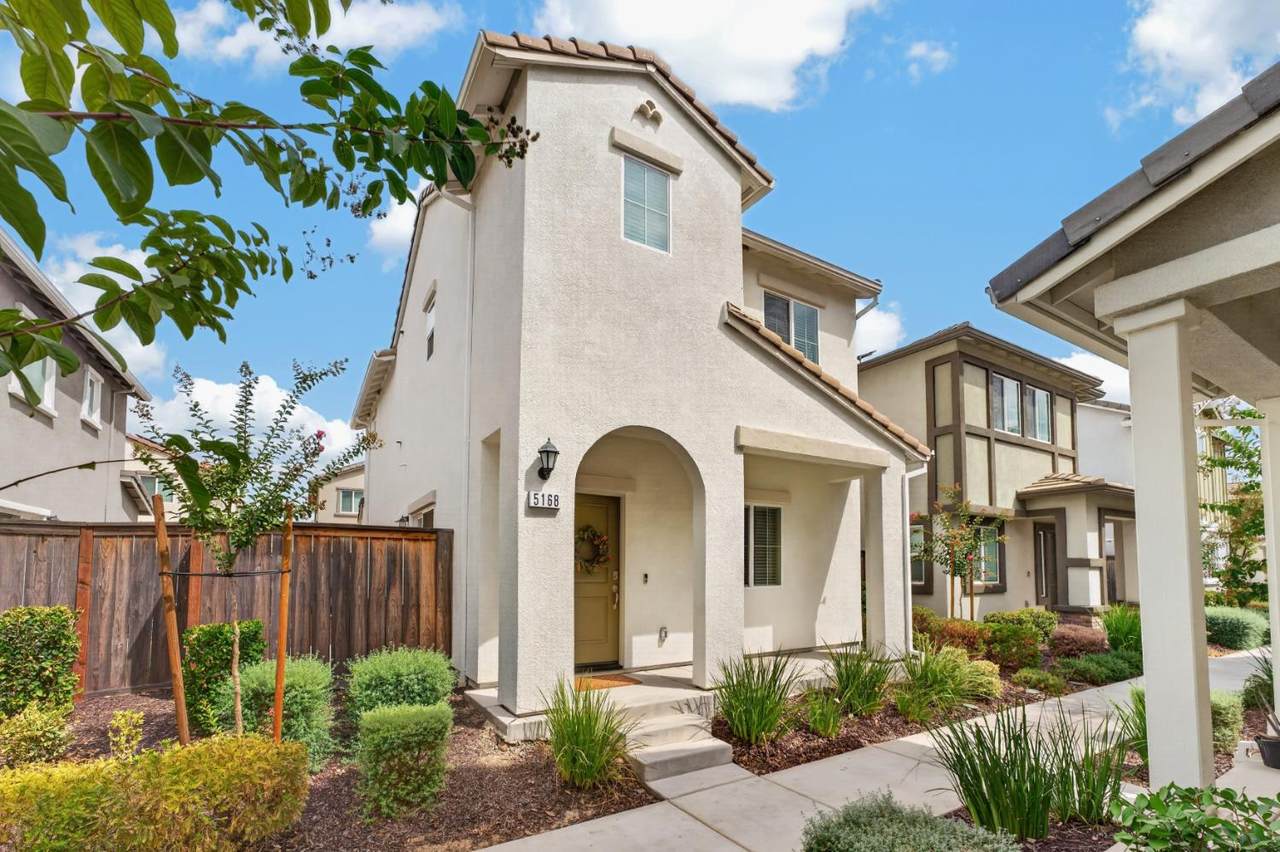5168 Molino Circle - Photo 1