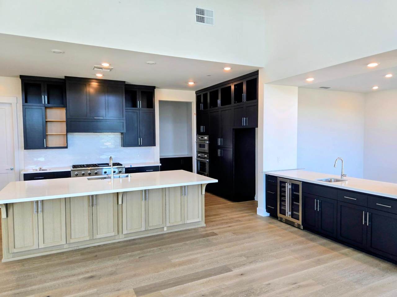 https://bt-photos.global.ssl.fastly.net/sacramento/1280_boomver_2_561217334-2.jpg