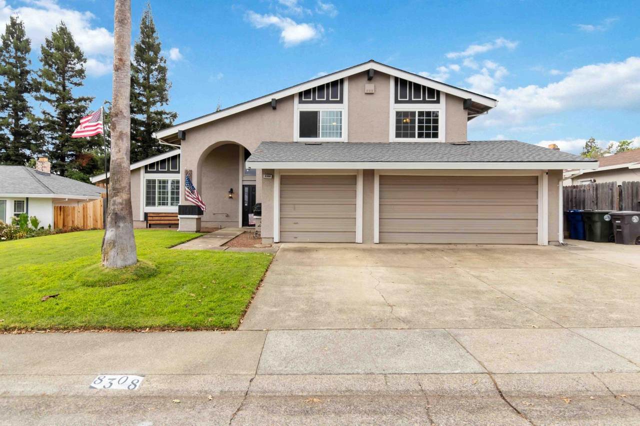 8308 Canyon Oak Drive - Photo 1