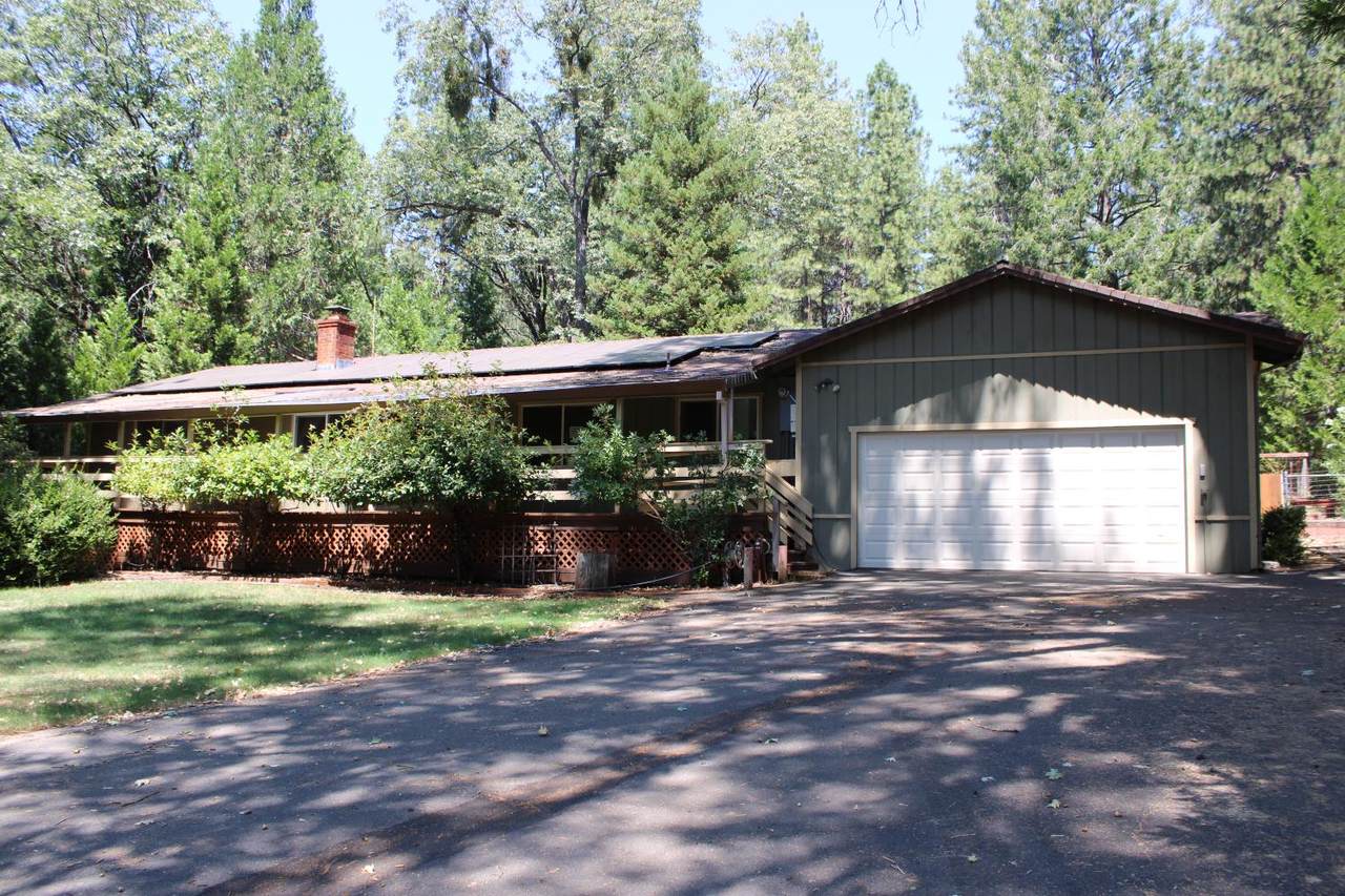 5553 Happy Pines Court - Photo 1