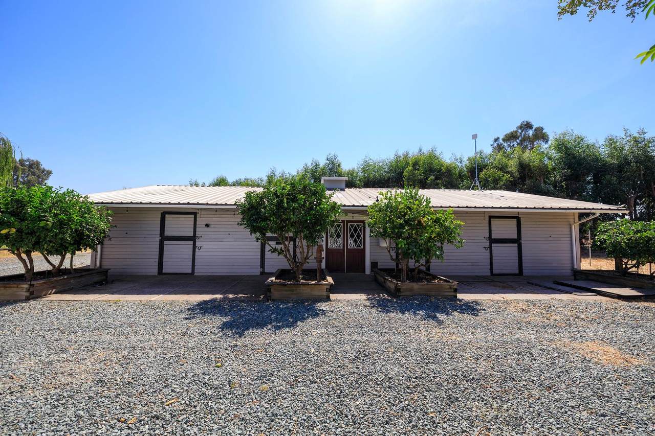 https://bt-photos.global.ssl.fastly.net/sacramento/1280_boomver_1_561223749-2.jpg