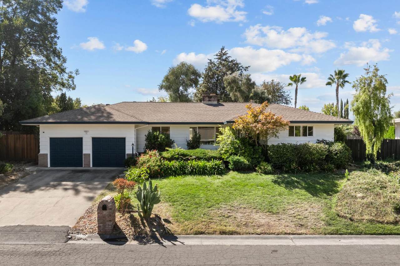 4368 Virgusell Circle - Photo 1
