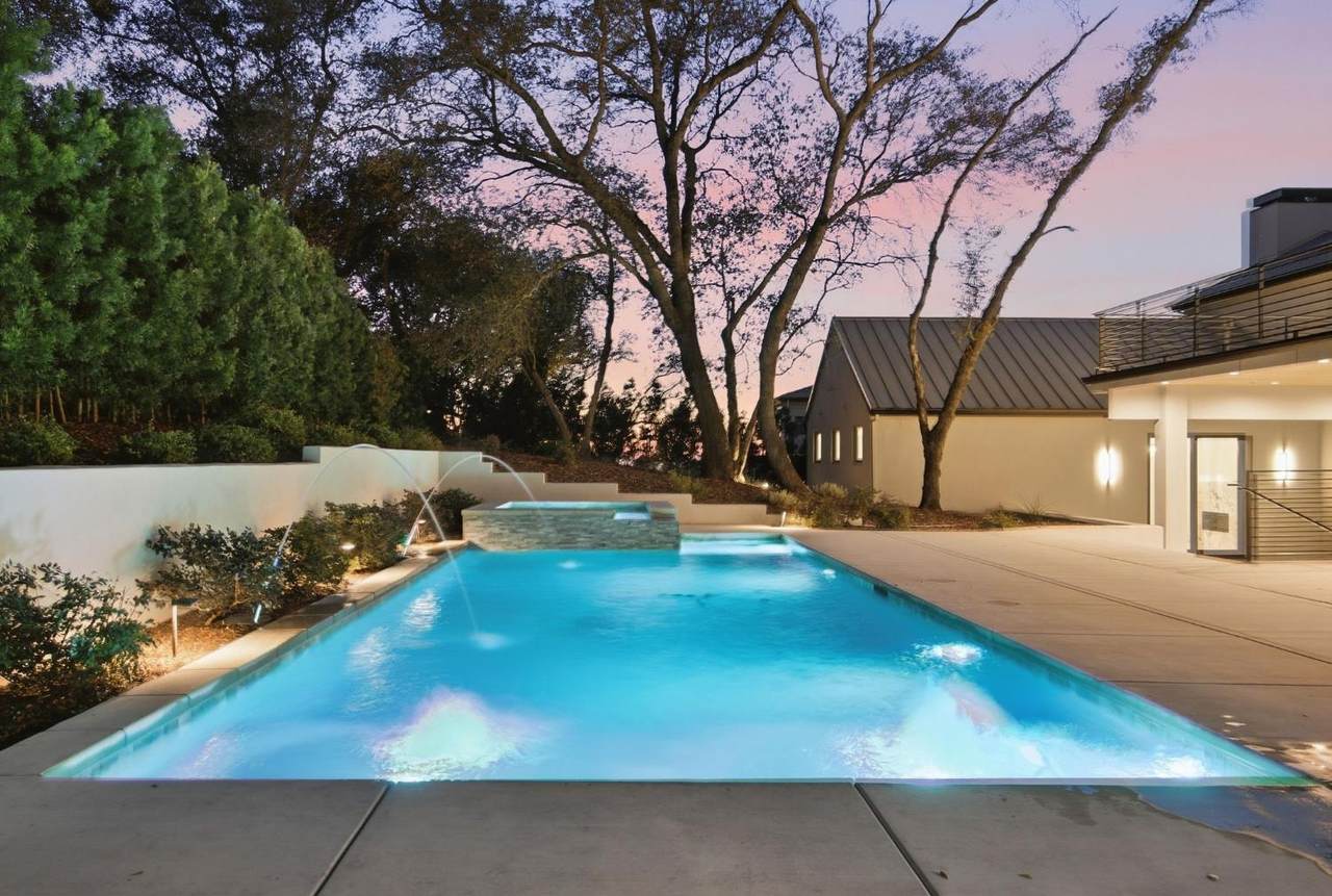 https://bt-photos.global.ssl.fastly.net/sacramento/1280_boomver_1_561227075-2.jpg