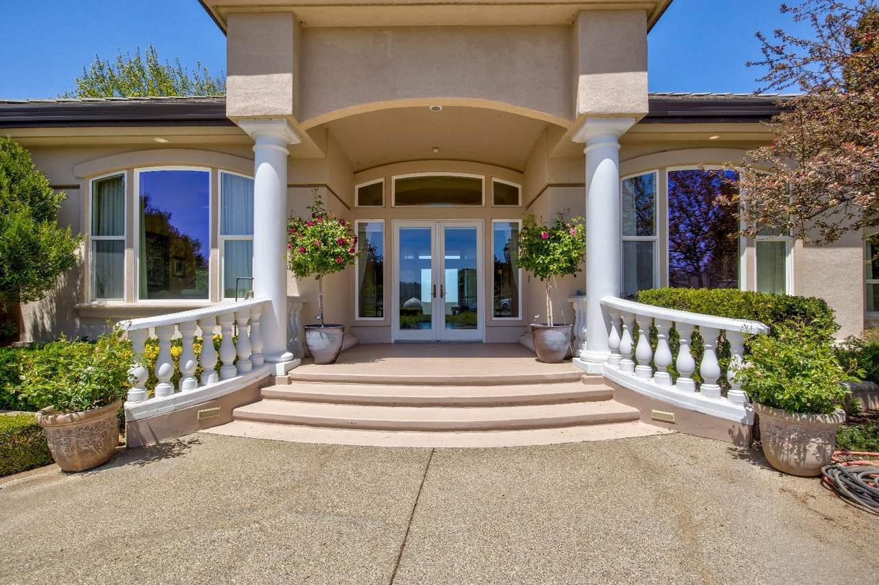https://bt-photos.global.ssl.fastly.net/sacramento/1280_boomver_1_561228720-2.jpg
