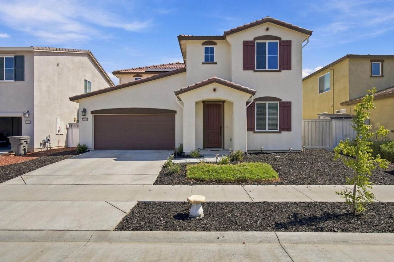 7048 Daydream Drive - Photo 1