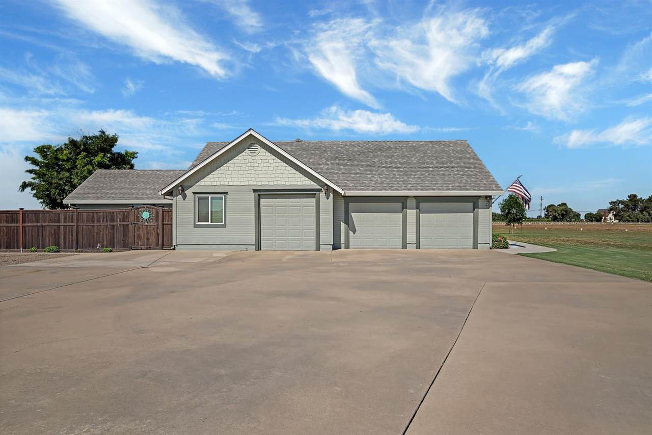 1844 Highway 12 - Photo 1