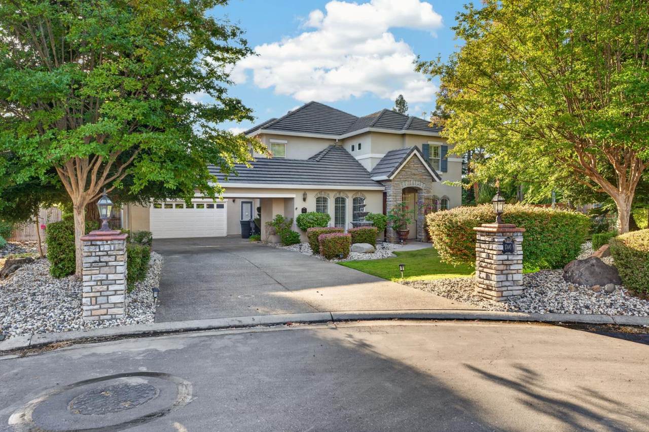 360 Allenwood Court - Photo 1