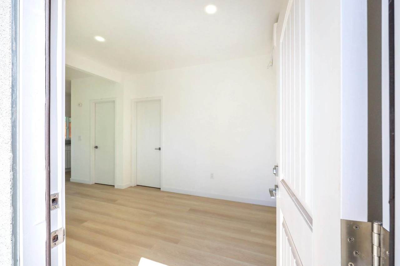 https://bt-photos.global.ssl.fastly.net/sacramento/1280_boomver_1_561228948-2.jpg