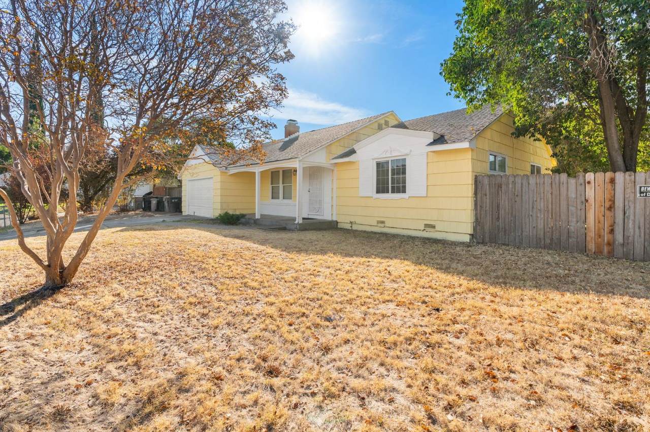 7043 Demaret Drive - Photo 1