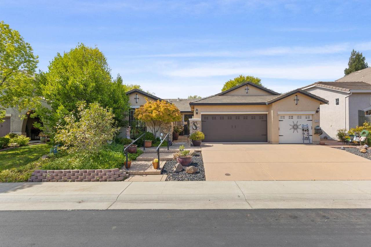 2216 Wighill Circle - Photo 1