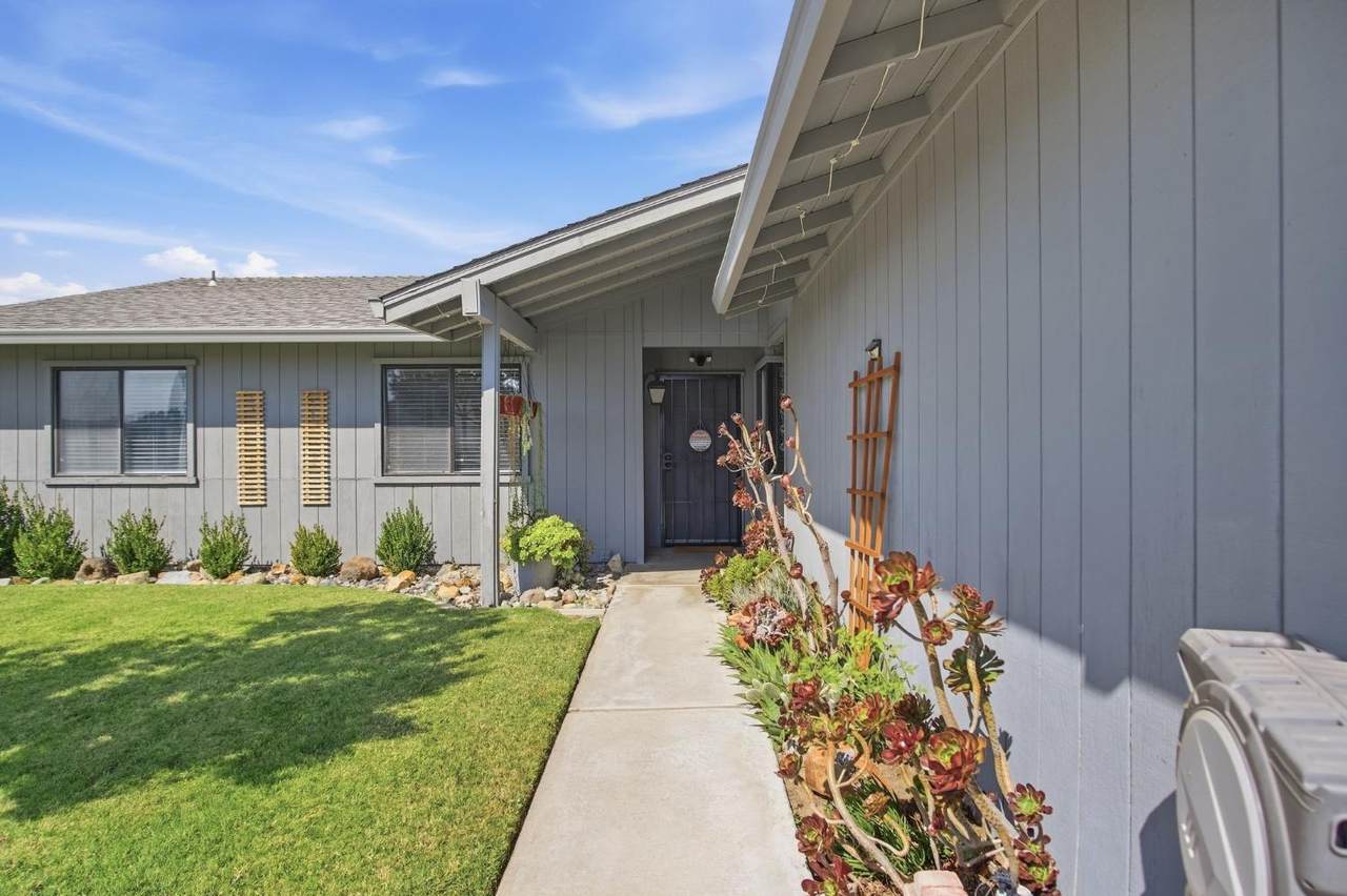 https://bt-photos.global.ssl.fastly.net/sacramento/1280_boomver_1_561229065-2.jpg