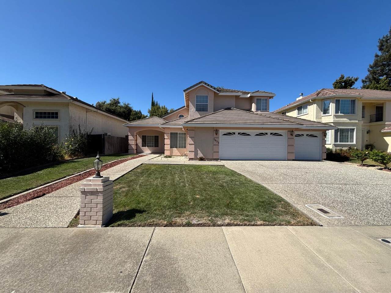 https://bt-photos.global.ssl.fastly.net/sacramento/1280_boomver_1_561229108-2.jpg