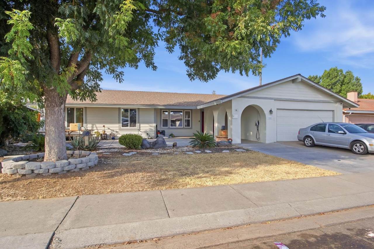 2201 Hale Ahola Way - Photo 1