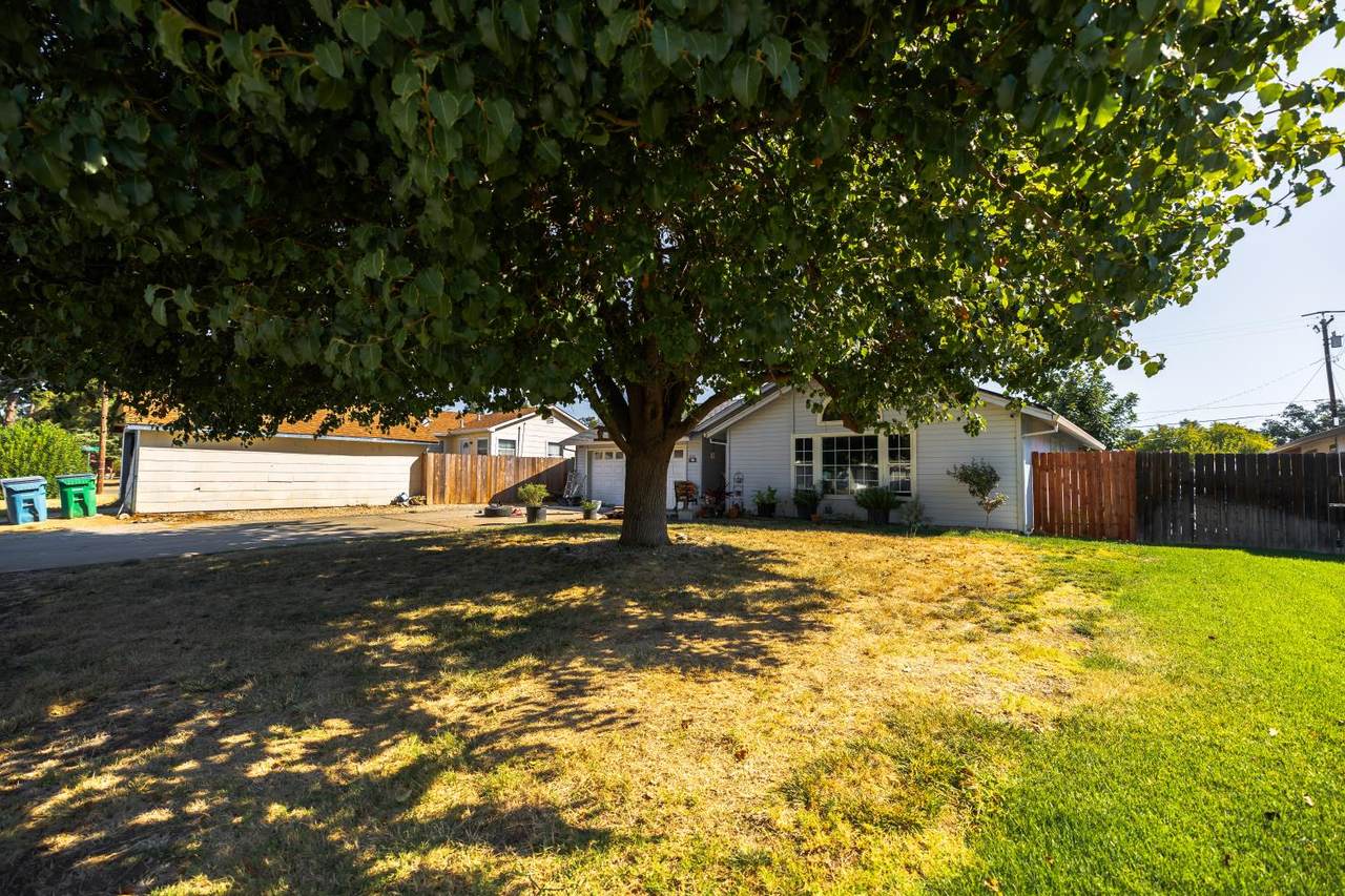 616 Lassen Street - Photo 1