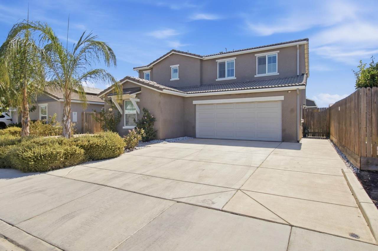 409 Sansoni Street - Photo 1
