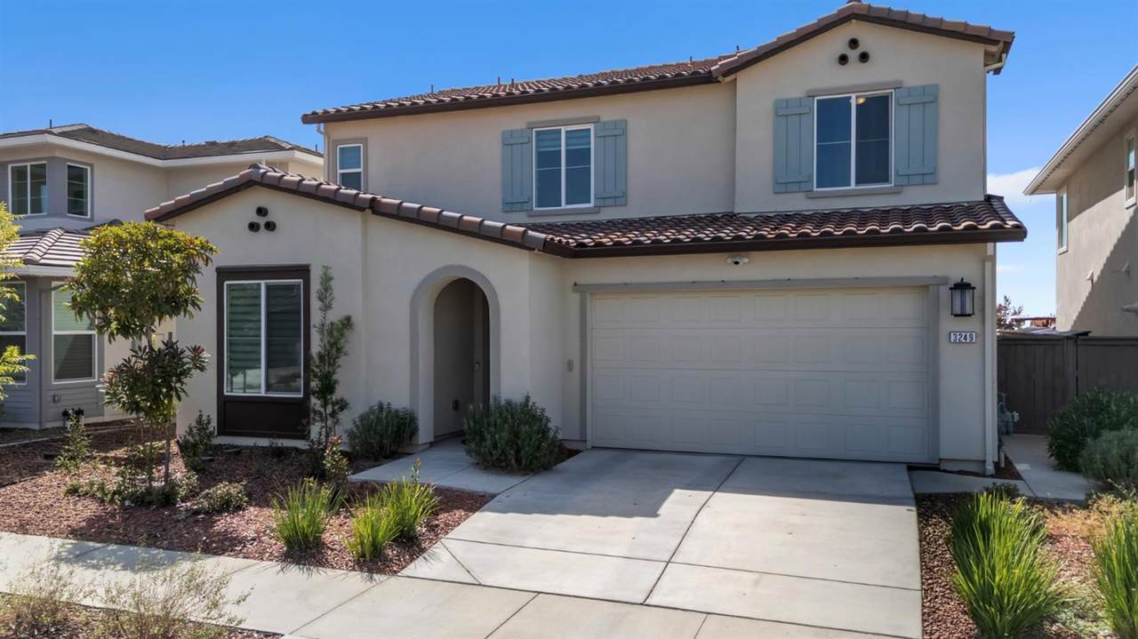 https://bt-photos.global.ssl.fastly.net/sacramento/1280_boomver_1_561229552-2.jpg