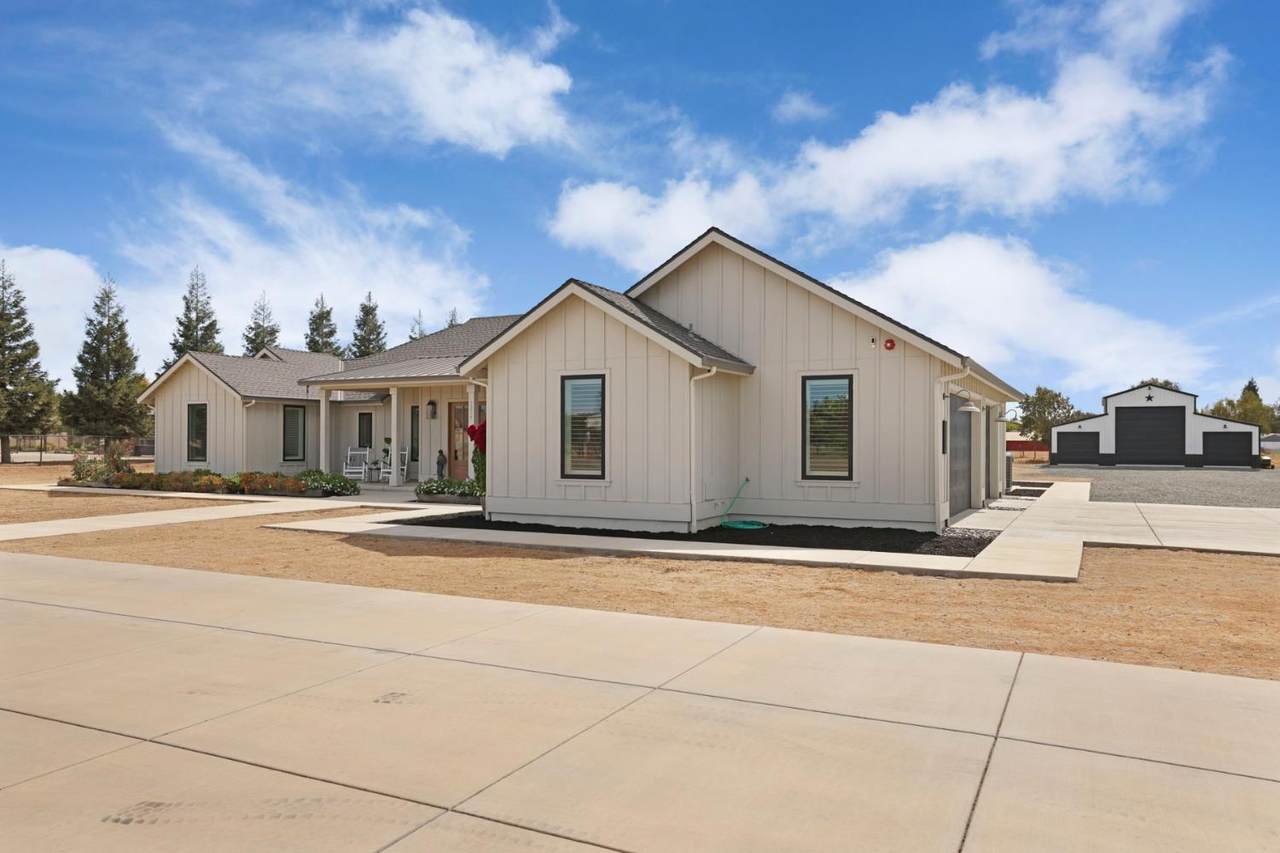 https://bt-photos.global.ssl.fastly.net/sacramento/1280_boomver_1_561229641-2.jpg