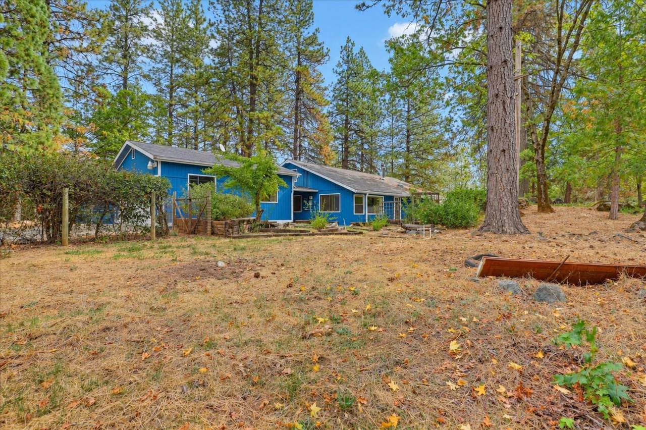 15984 Brooks Road - Photo 1