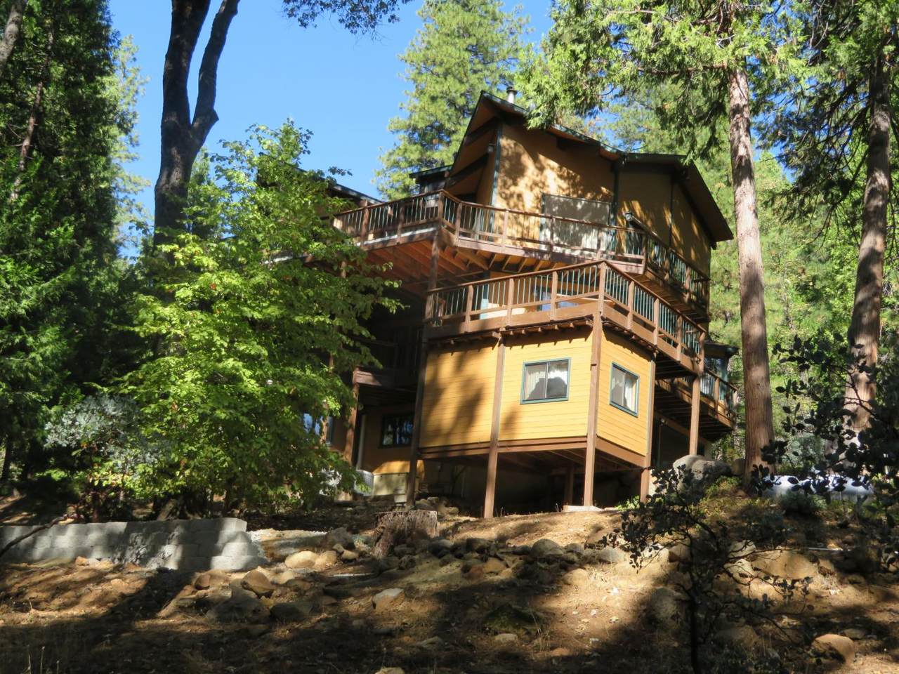 3281 Mountain Lake Drive - Photo 1