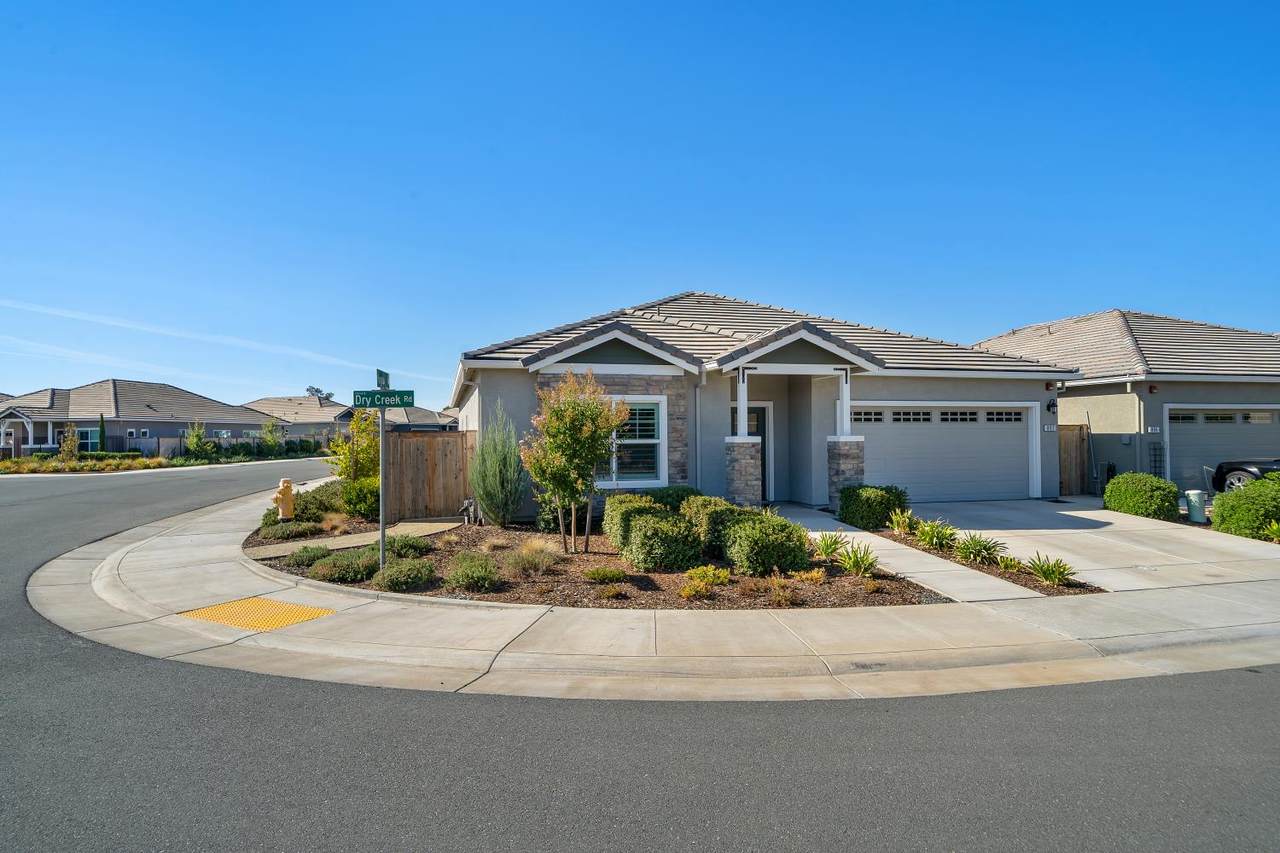 https://bt-photos.global.ssl.fastly.net/sacramento/1280_boomver_1_561230042-2.jpg