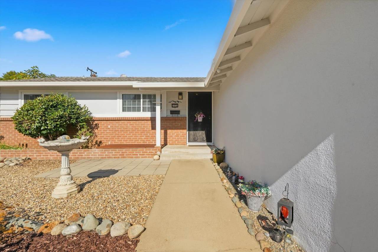 https://bt-photos.global.ssl.fastly.net/sacramento/1280_boomver_1_561230060-2.jpg