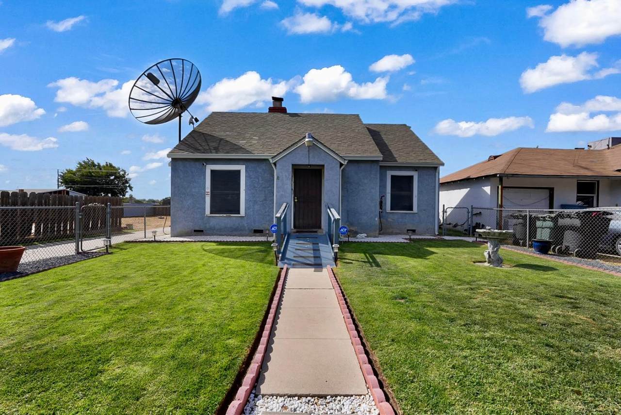 1645 Victoria Drive - Photo 1