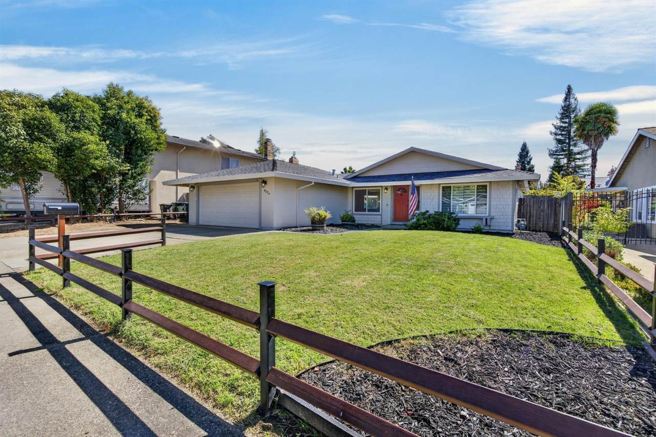 8224 Blue Oak Way - Photo 1